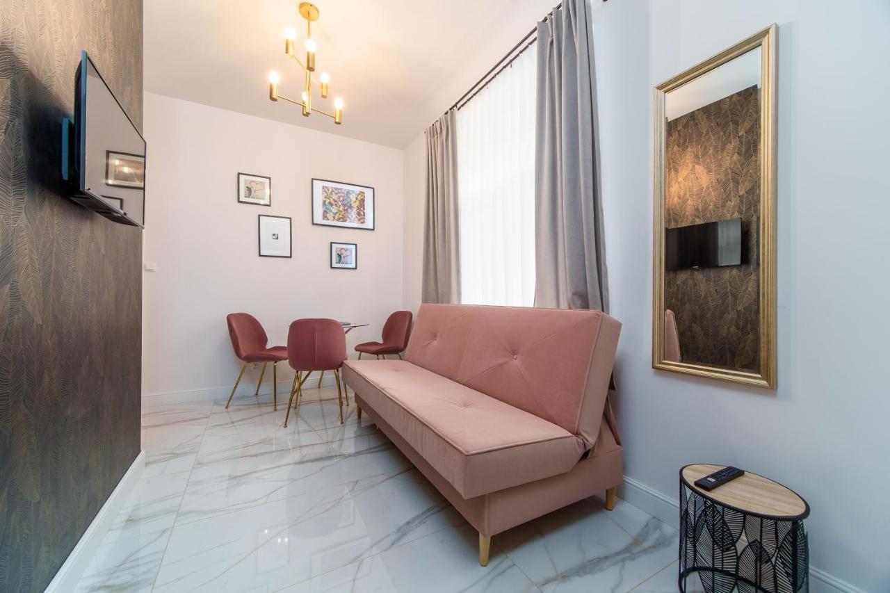 Aparthotel Rint - Zlota 8 Białystok Exteriér fotografie