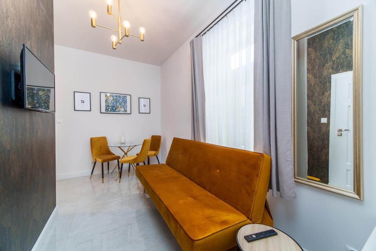 Aparthotel Rint - Zlota 8 Białystok Exteriér fotografie